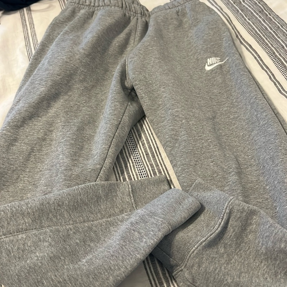 Nike joggers